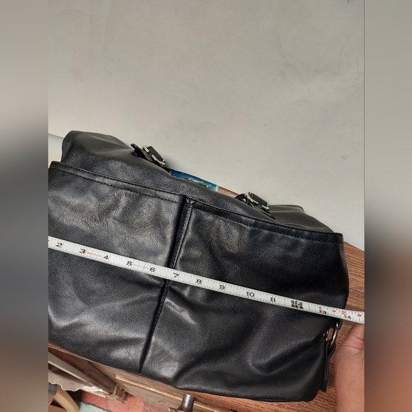 Relic Black Synthetic Double Front Pockets Tote Shoulder Bag - Picture 16 of 16